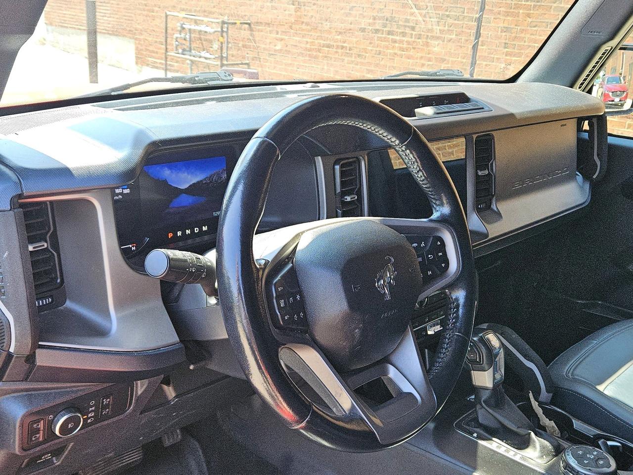 2022 Ford Bronco Advanced 4x4, Nav, Camera, Leather Photo