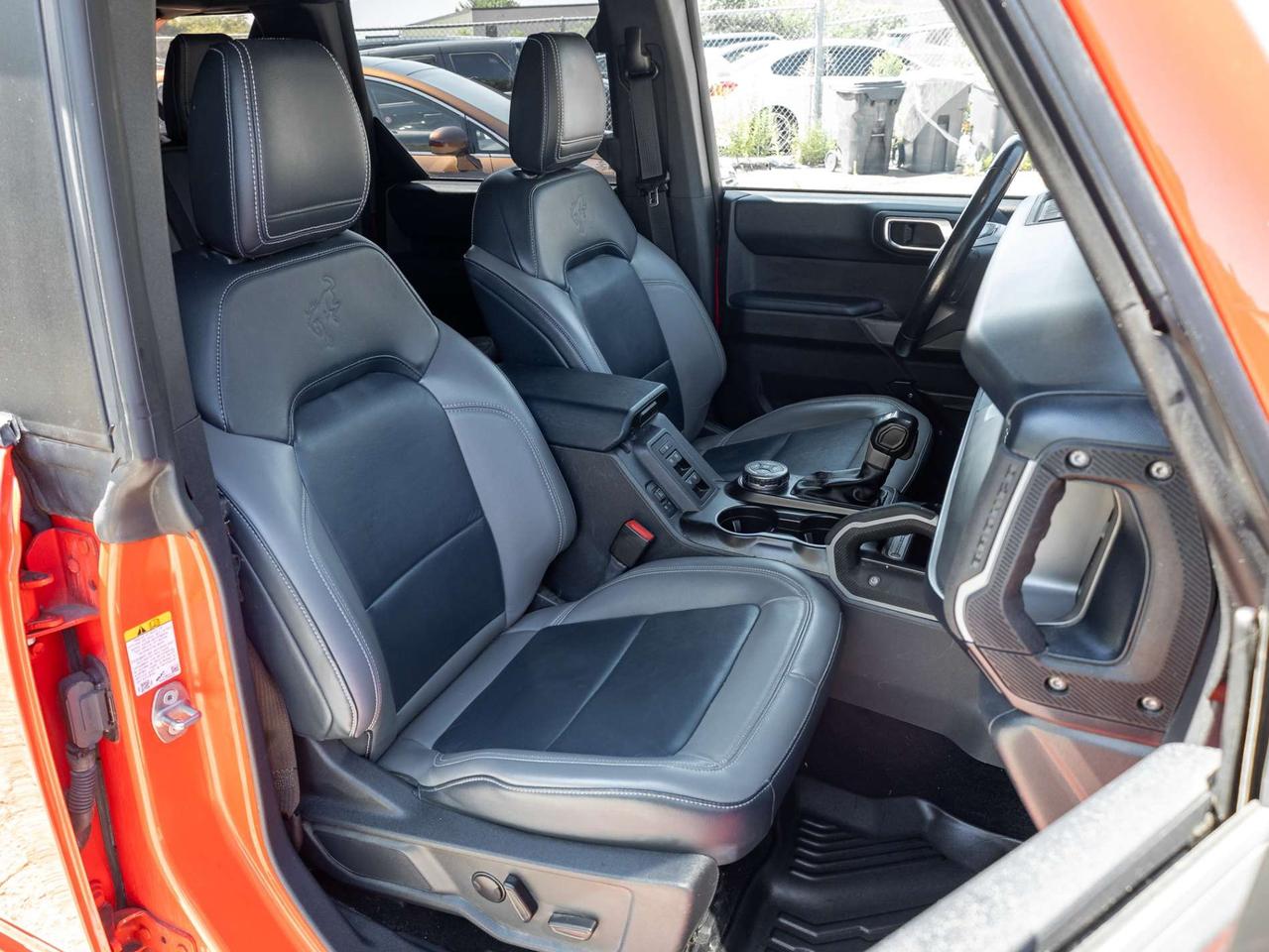 2022 Ford Bronco Outer Banks -Leather-12in Navi-360 Cam-Heated Seats/Wheel-Soft Top Photo