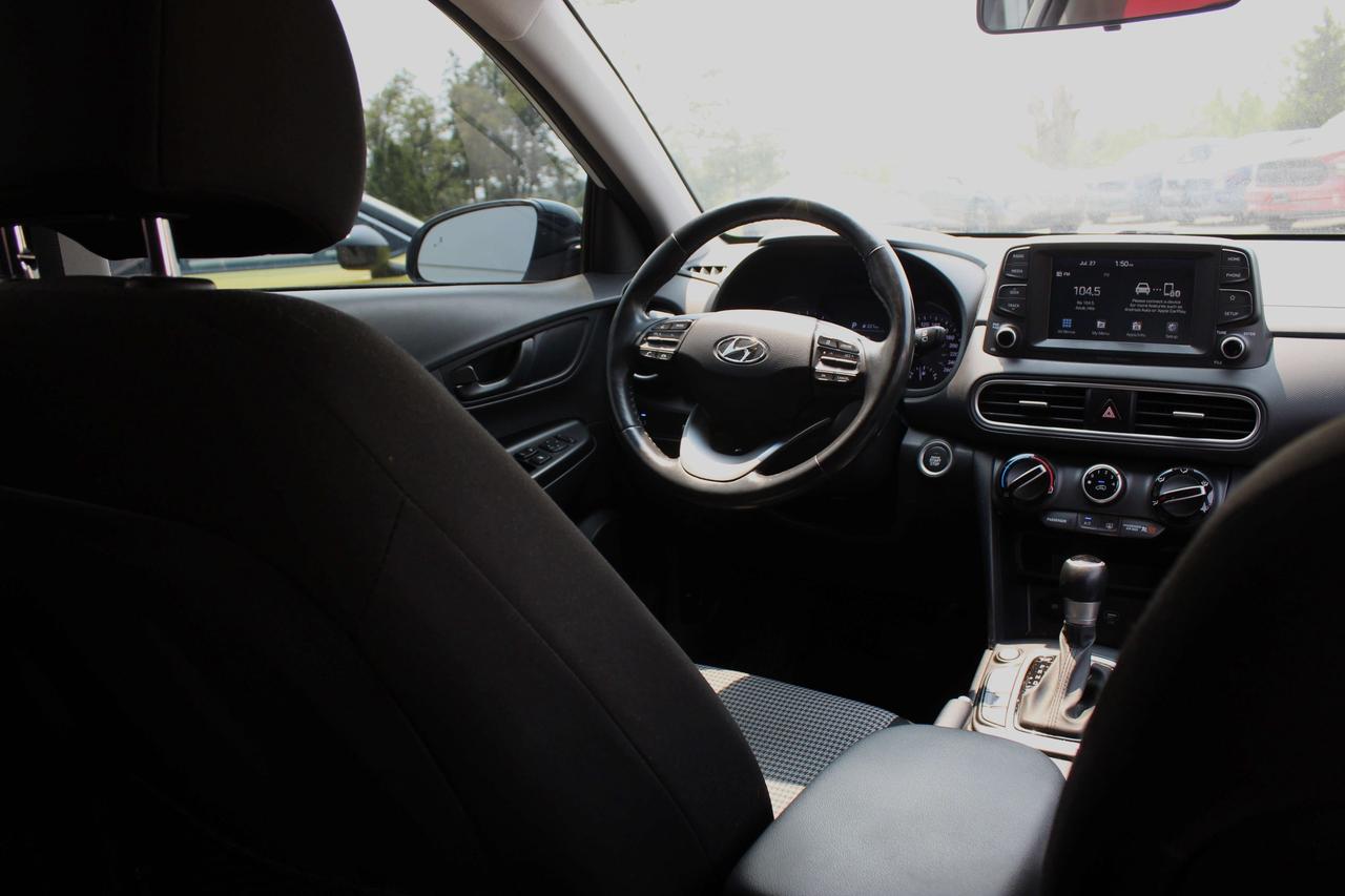 2021 Hyundai KONA Trend AWD w/Two-Tone Roof Photo