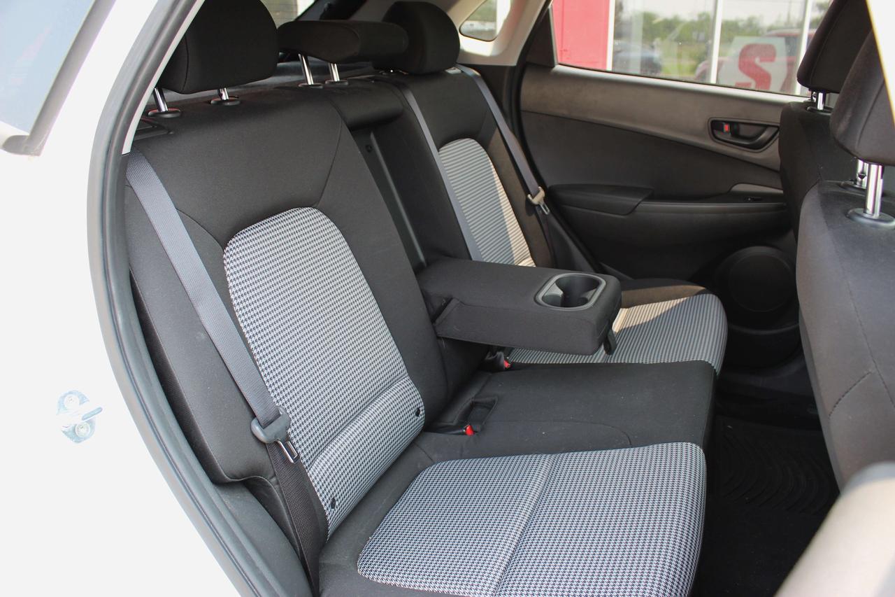 2021 Hyundai KONA Trend AWD w/Two-Tone Roof Photo