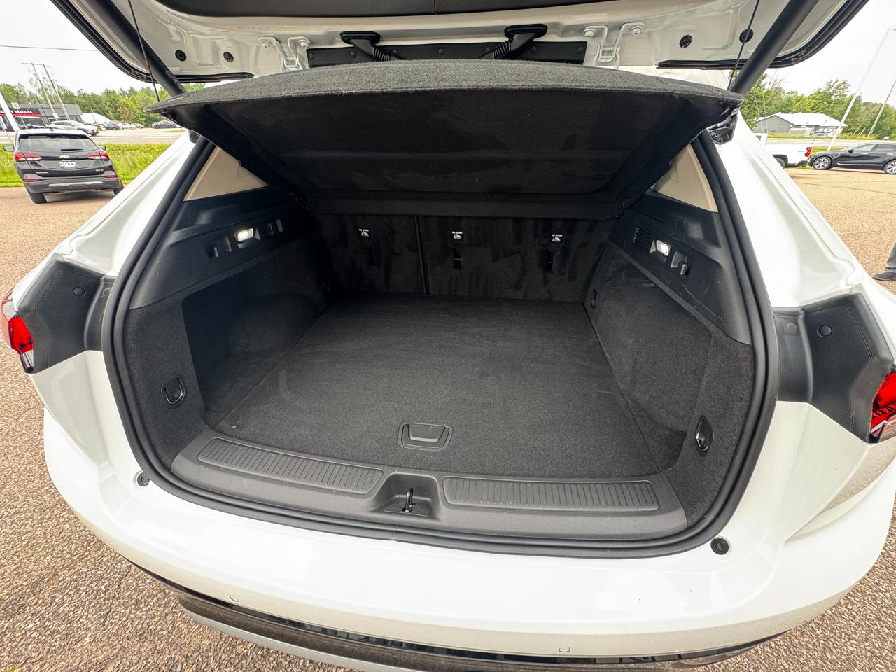 2023 Buick Envision Essence All-Wheel Drive Photo