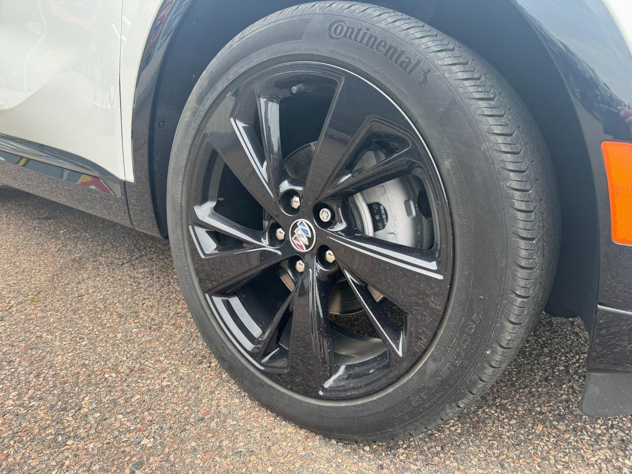 2023 Buick Envision Essence All-Wheel Drive Photo