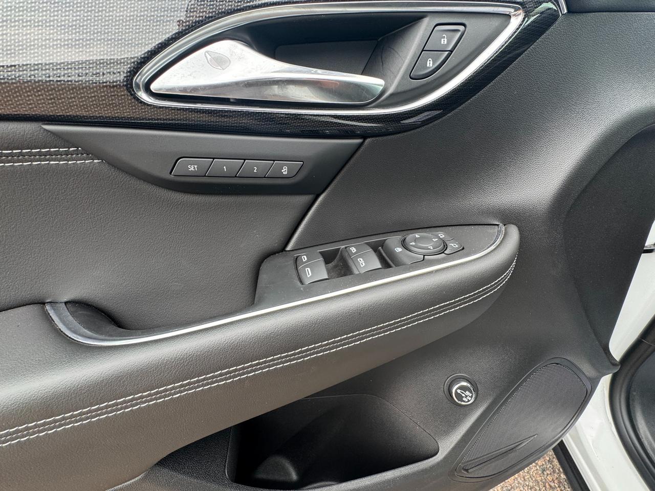2023 Buick Envision Essence All-Wheel Drive Photo