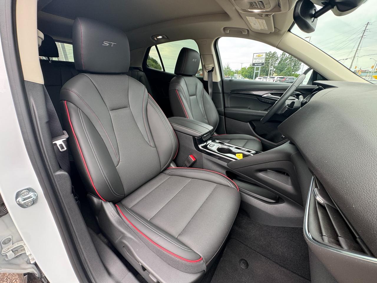 2023 Buick Envision Essence All-Wheel Drive Photo