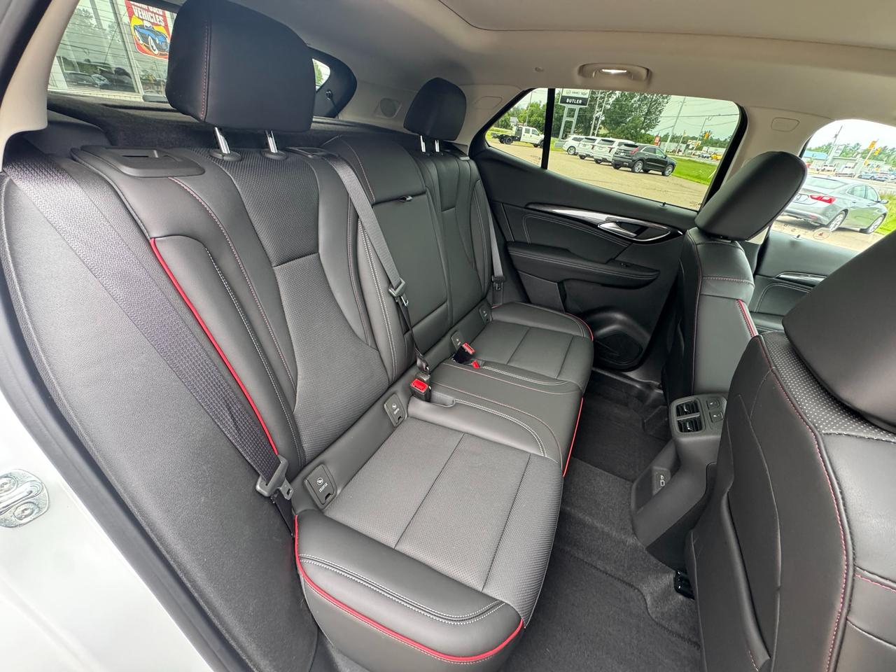 2023 Buick Envision Essence All-Wheel Drive Photo