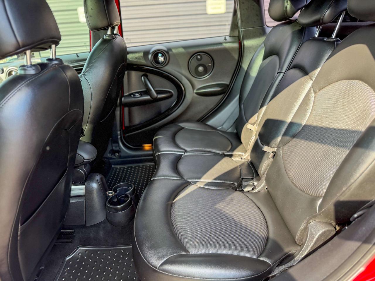 2015 MINI Cooper Countryman S/LOW KM/6 SPEED/ NAVI/ROOF/NO ACCIDENTS/AWD Photo