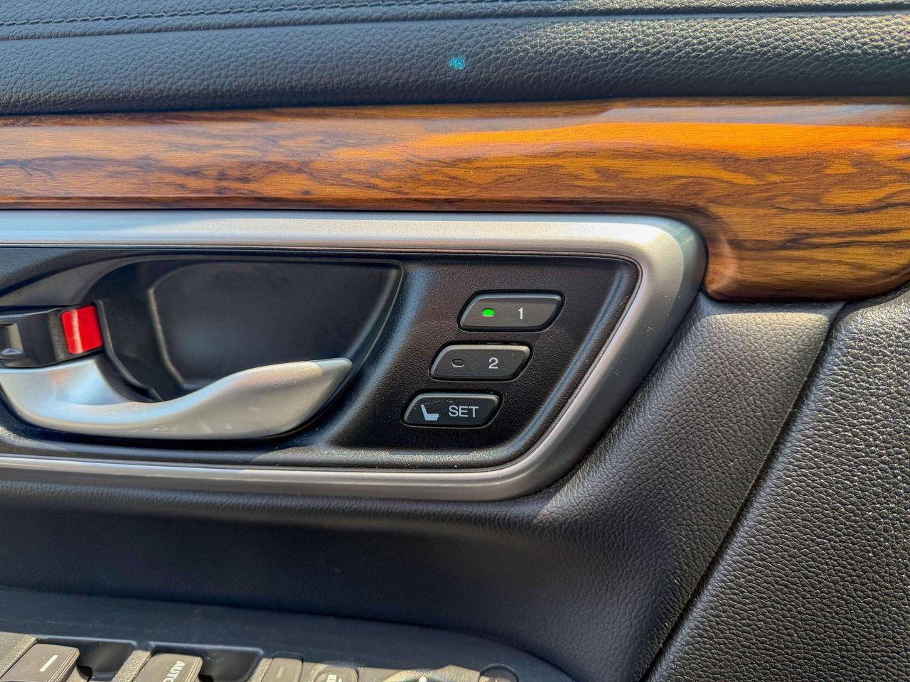 2017 Honda CR-V EX-L/ACC/CAMERA/ROOF/REMOTE/APPLE CARPLAY Photo