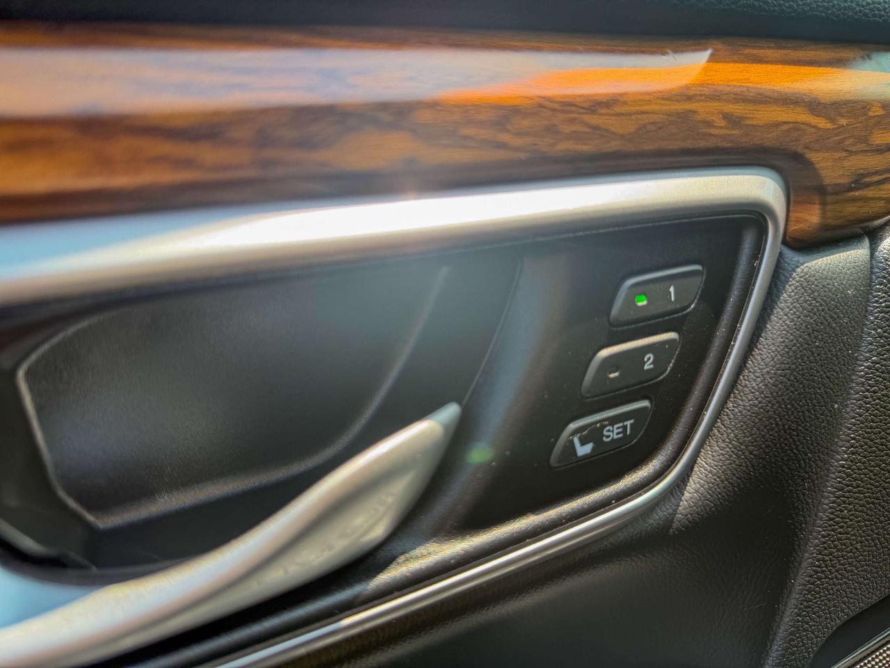 2017 Honda CR-V EX-L/ACC/CAMERA/ROOF/REMOTE/APPLE CARPLAY Photo