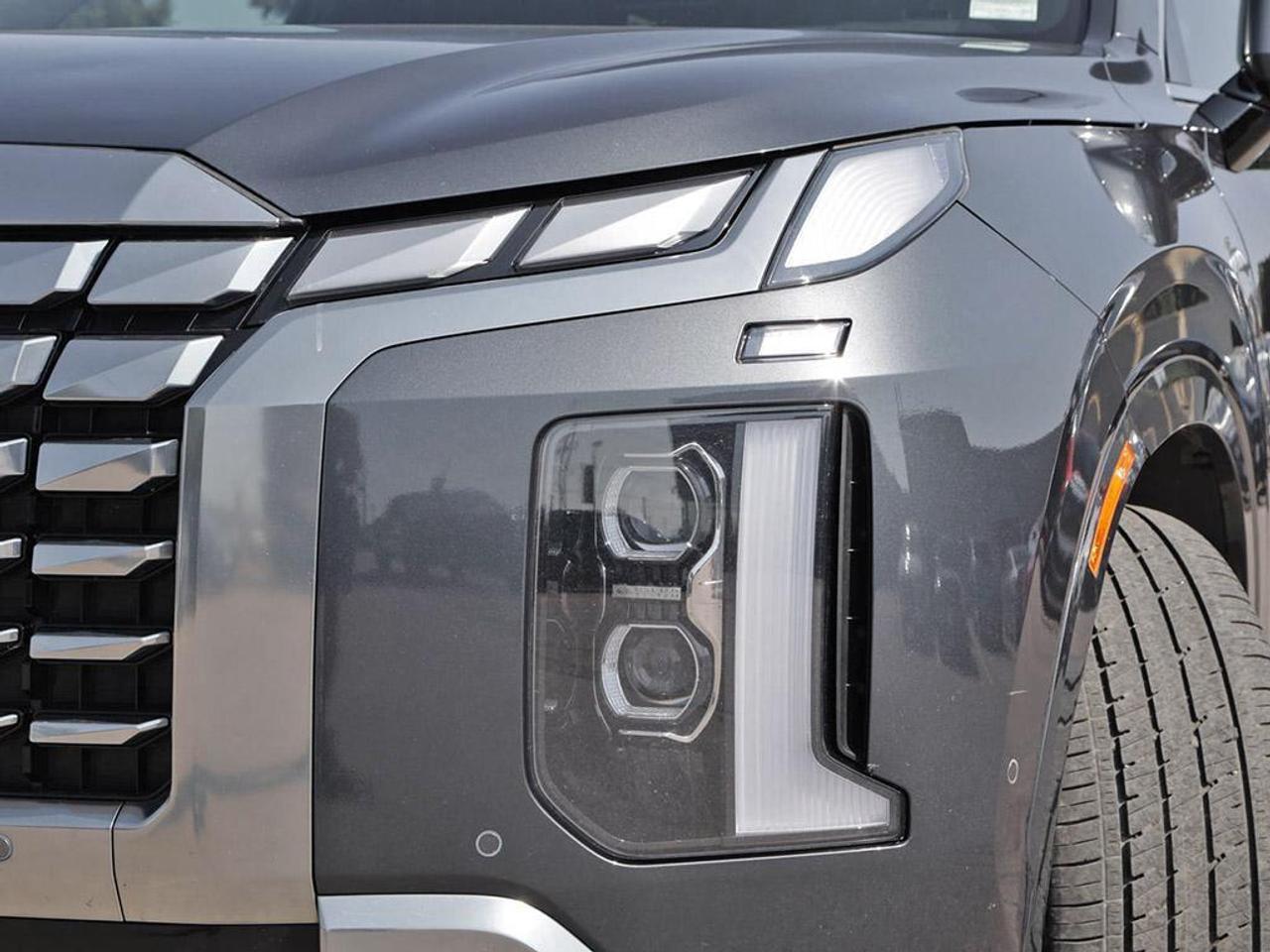 2024 Hyundai PALISADE Ultimate Calligraphy 4dr All-Wheel Drive Photo