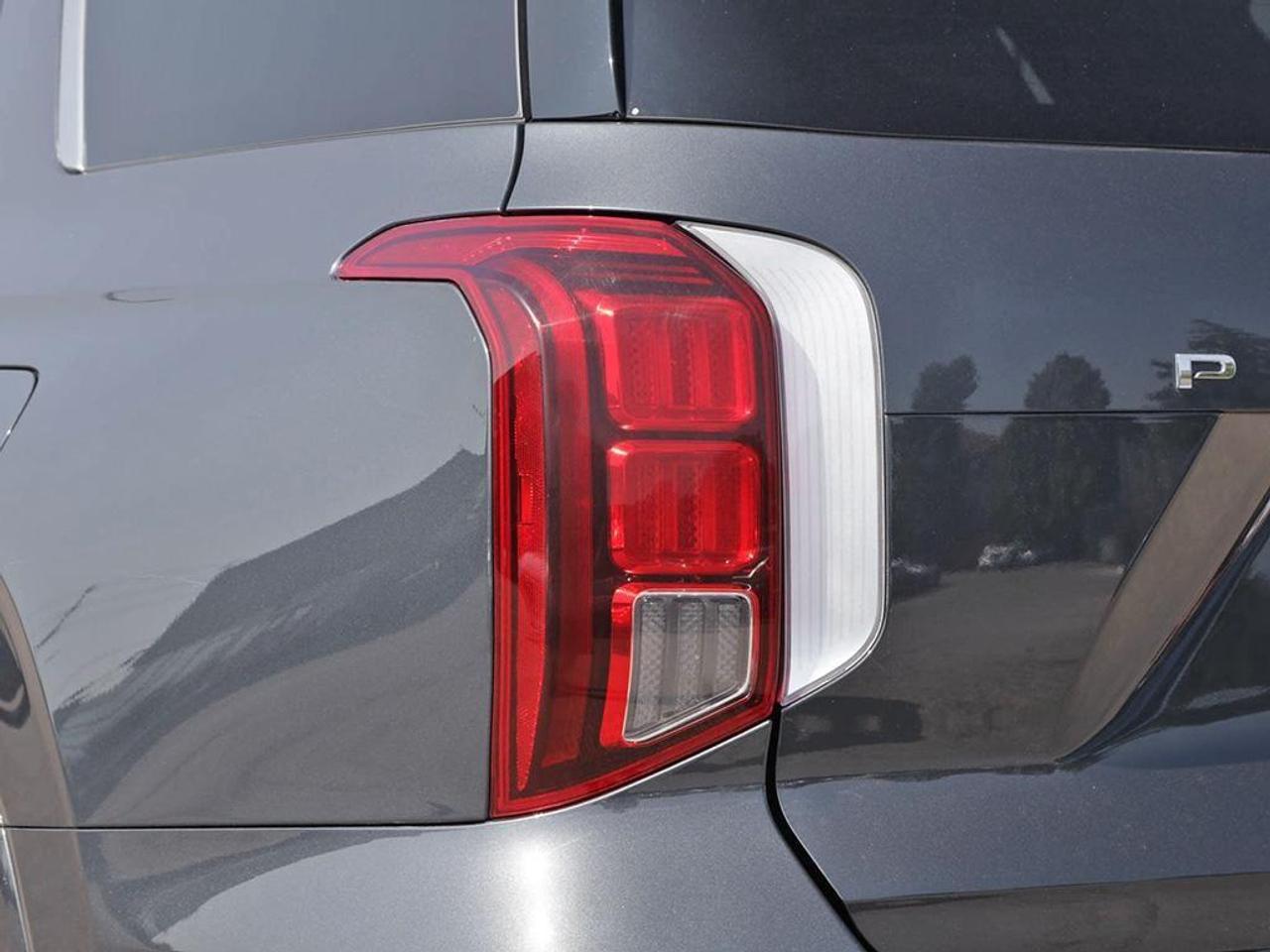 2024 Hyundai PALISADE Ultimate Calligraphy 4dr All-Wheel Drive Photo