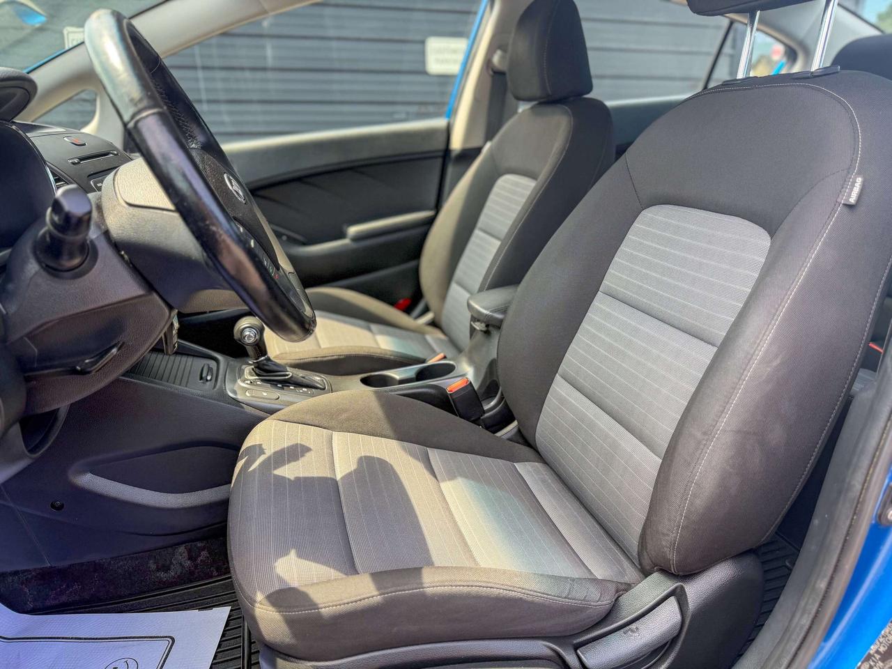 2015 Kia Forte LX/ONLY 46,219 KM/1.8L/ACTIVE ECO/HEATED SEATS Photo
