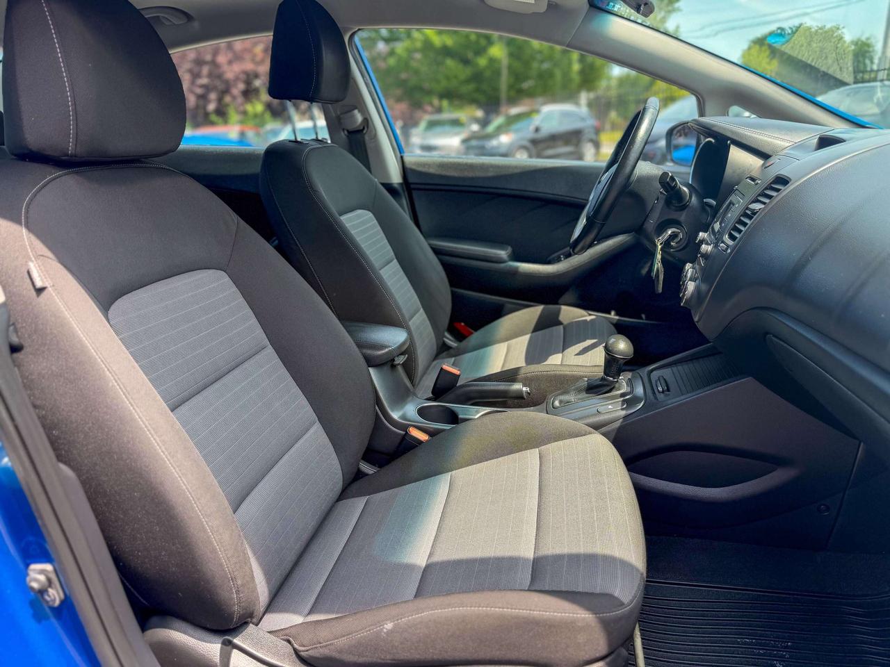 2015 Kia Forte LX/ONLY 46,219 KM/1.8L/ACTIVE ECO/HEATED SEATS Photo