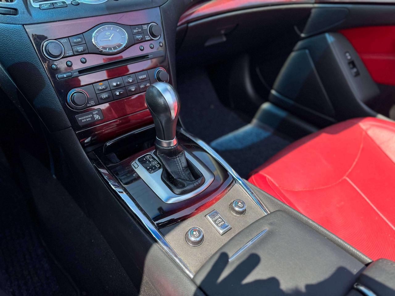 2014 Infiniti Q60 Sport   CONVERTIBLE   LOW KMS Photo