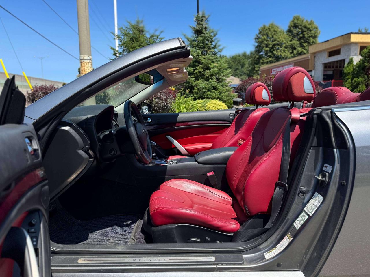 2014 Infiniti Q60 Sport   CONVERTIBLE   LOW KMS Photo