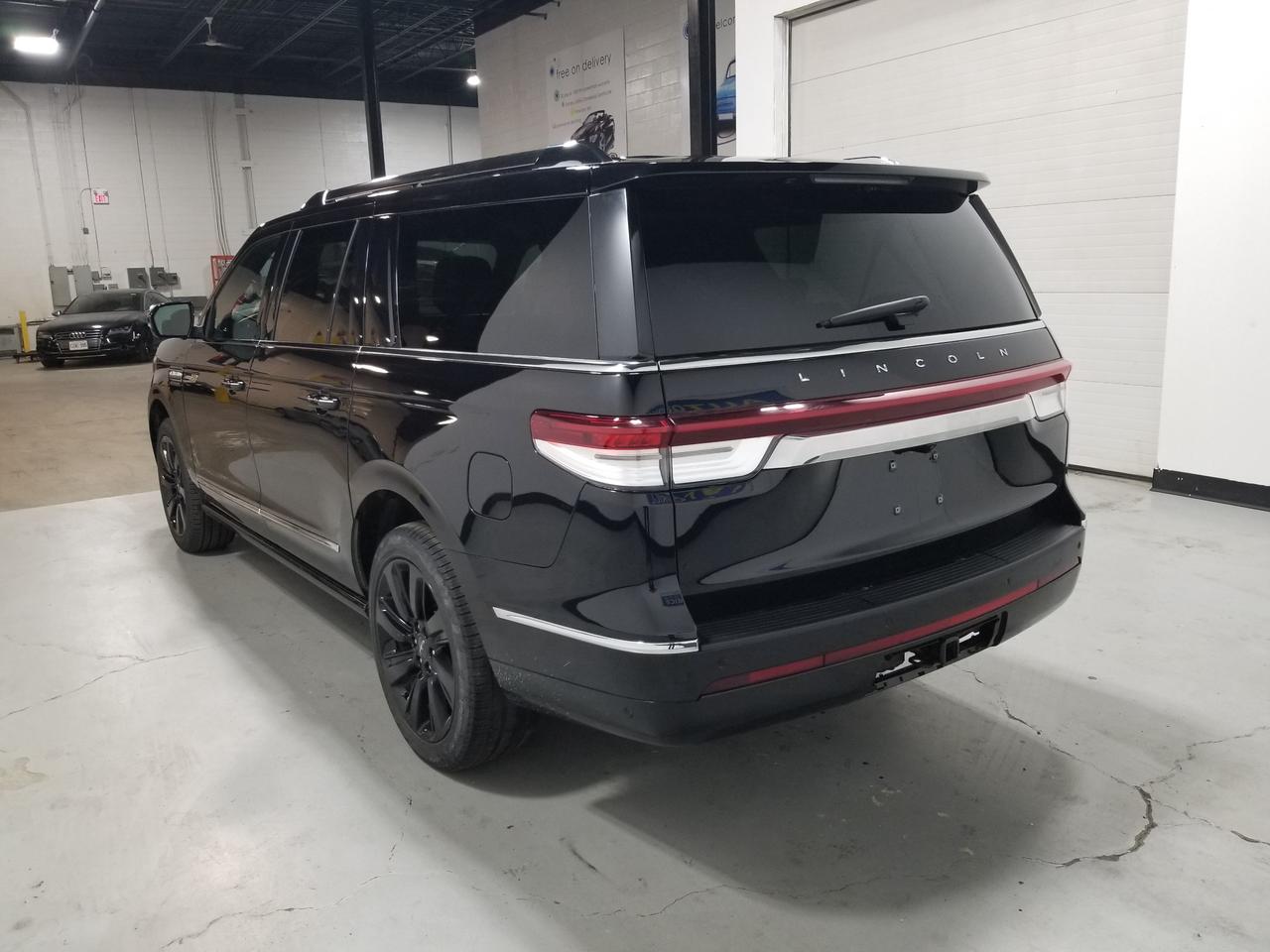 2022 Lincoln Navigator L Reserve 4dr 4x4 Photo4