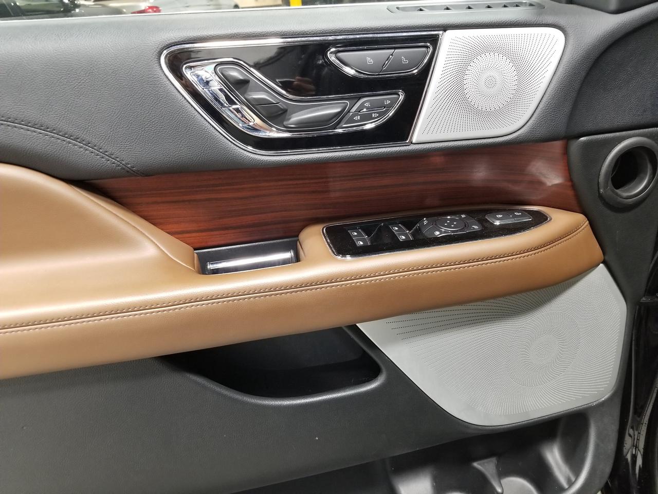 2022 Lincoln Navigator L Reserve 4dr 4x4 Photo