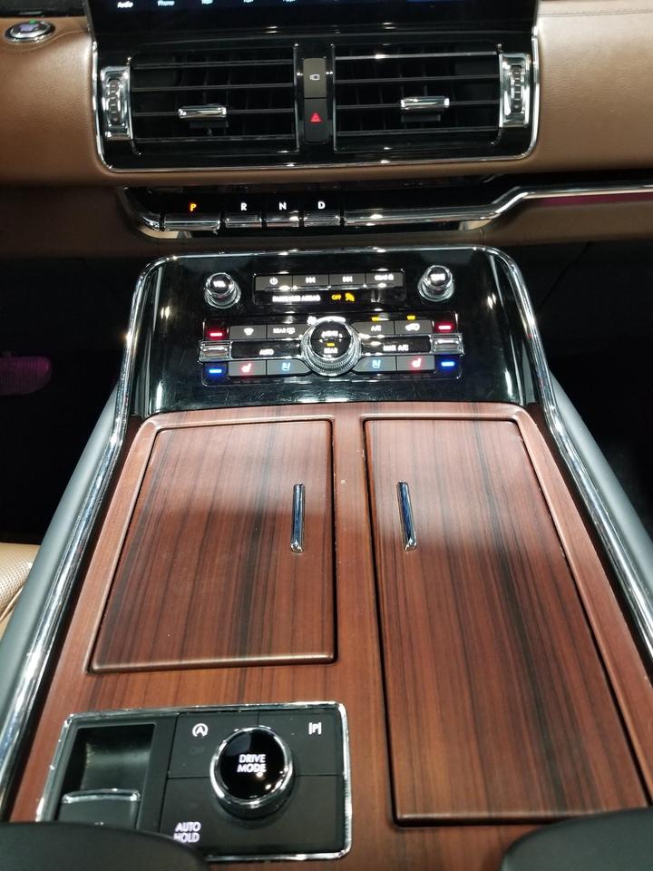 2022 Lincoln Navigator L Reserve 4dr 4x4 Photo