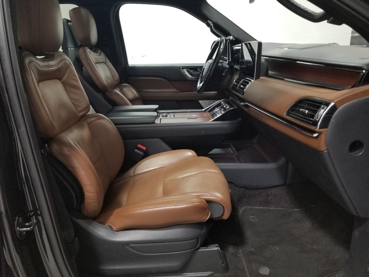 2022 Lincoln Navigator L Reserve 4dr 4x4 Photo
