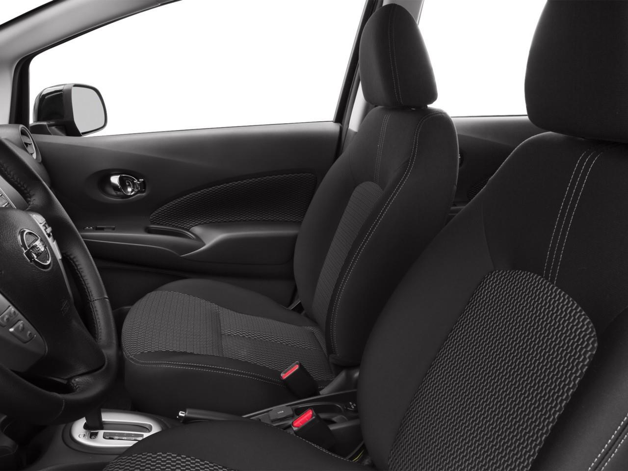 2015 Nissan Versa Note 1.6 SV (CVT) 4dr Hatchback Photo