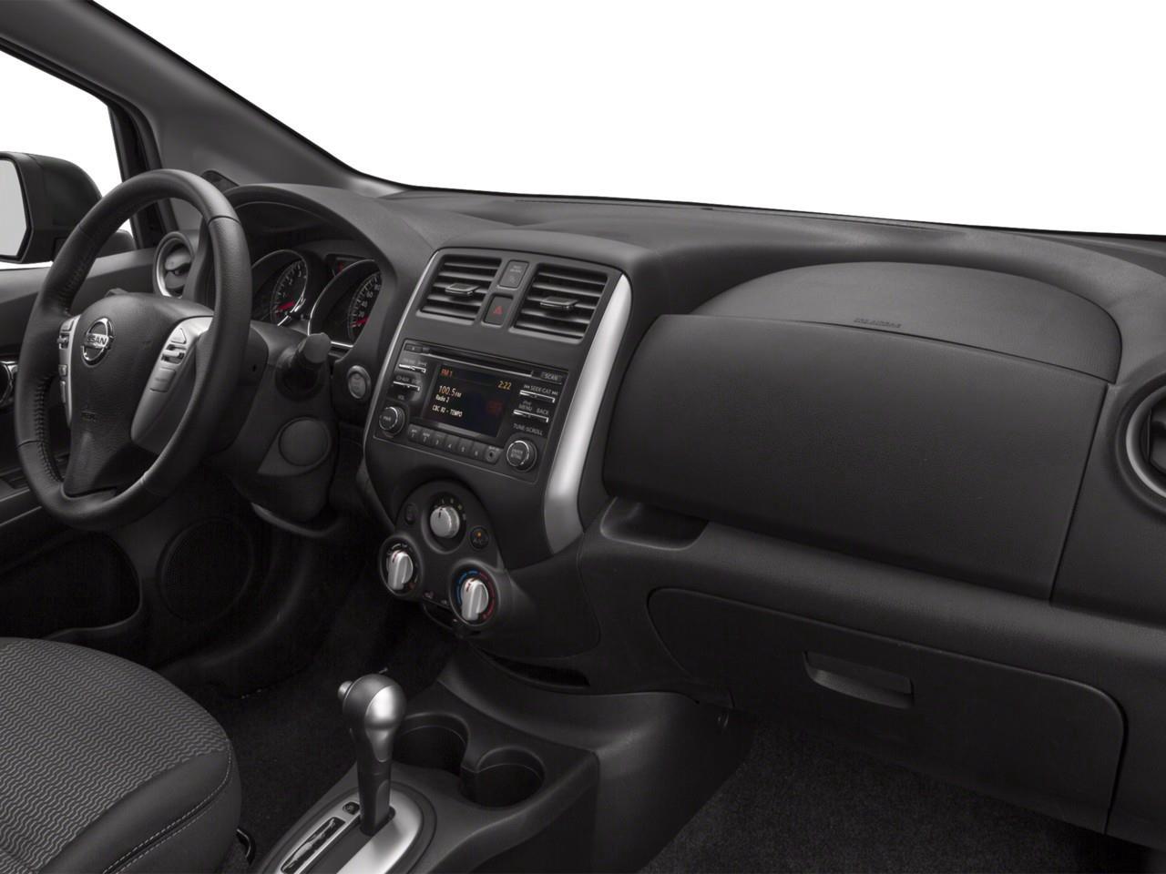 2015 Nissan Versa Note 1.6 SV (CVT) 4dr Hatchback Photo
