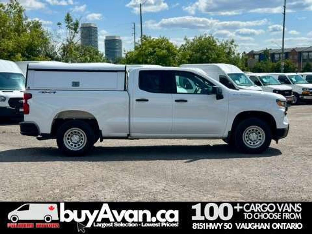 2023 Chevrolet 1500 Silverado 1500 Double Cab 4X4 Short Box + CAP Photo