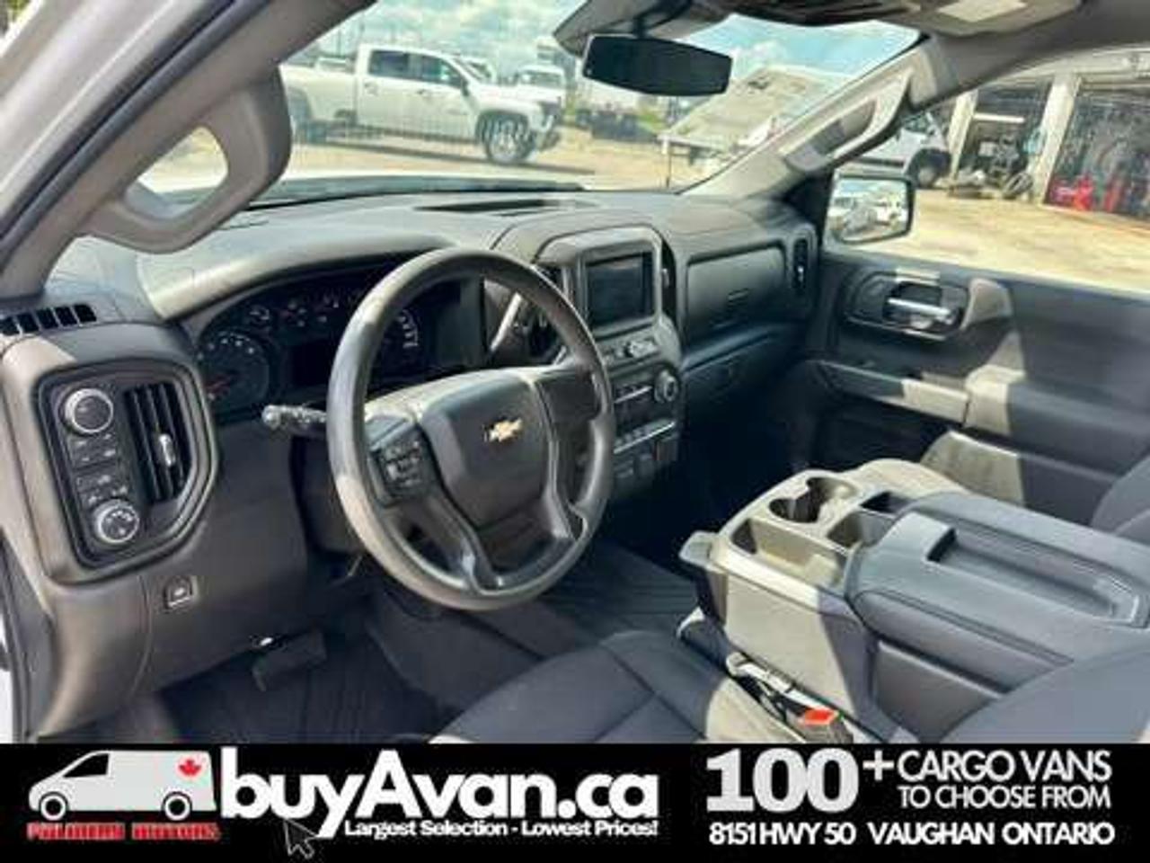 2023 Chevrolet 1500 Silverado 1500 Double Cab 4X4 Short Box + CAP Photo