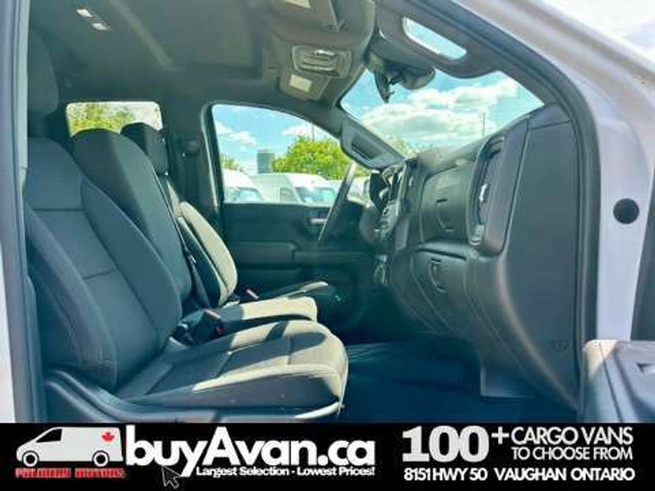 2023 Chevrolet 1500 Silverado 1500 Double Cab 4X4 Short Box + CAP Photo