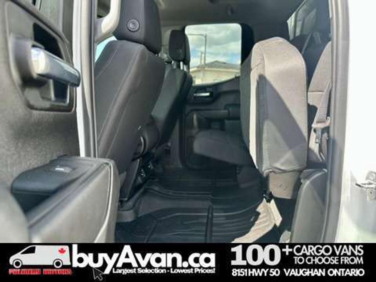 2023 Chevrolet 1500 Silverado 1500 Double Cab 4X4 Short Box + CAP Photo