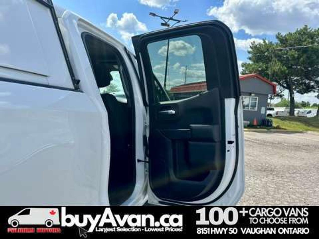 2023 Chevrolet 1500 Silverado 1500 Double Cab 4X4 Short Box + CAP Photo