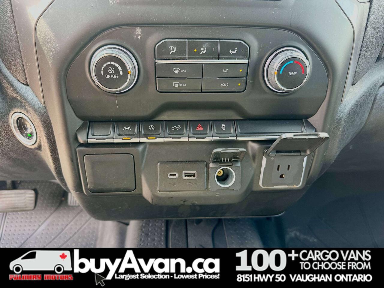 2023 Chevrolet 1500 Silverado 1500 Double Cab 4X4 Short Box + CAP Photo