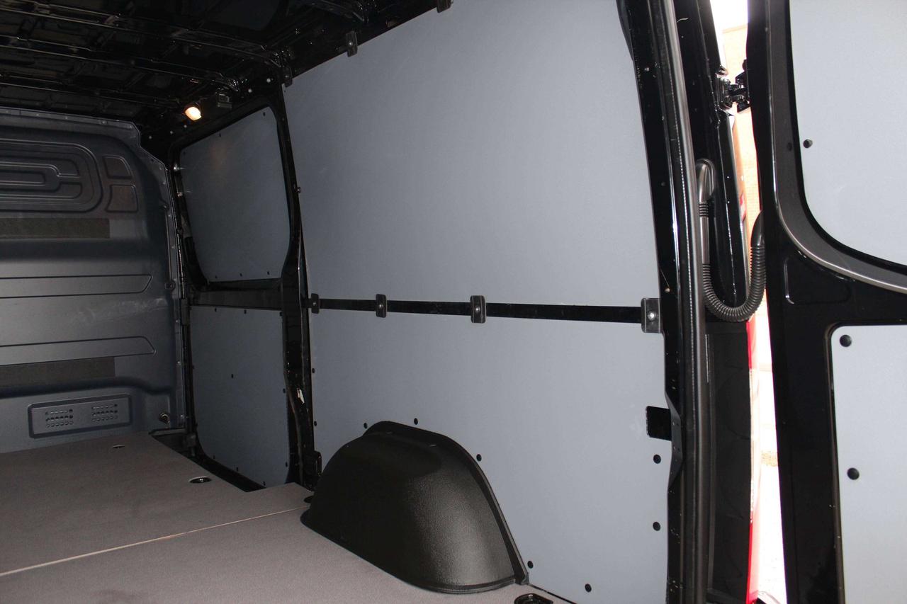 2020 Mercedes-Benz Sprinter 144" - LOW ROOF - 3.0L DIESEL - 3 SEATER - TOW PKG Photo