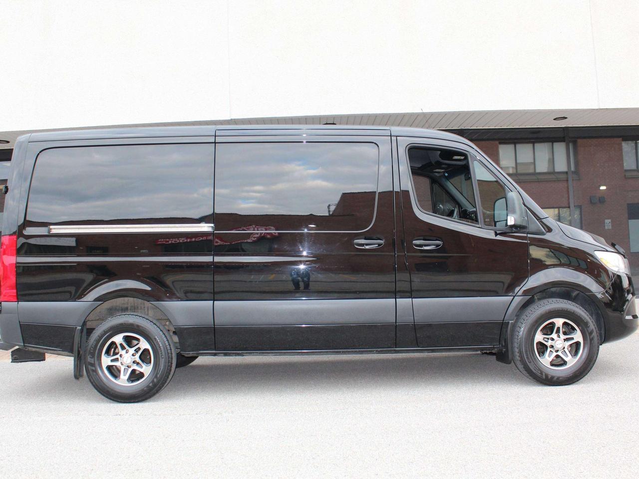 2020 Mercedes-Benz Sprinter 144" - LOW ROOF - 3.0L DIESEL - 3 SEATER - TOW PKG Photo