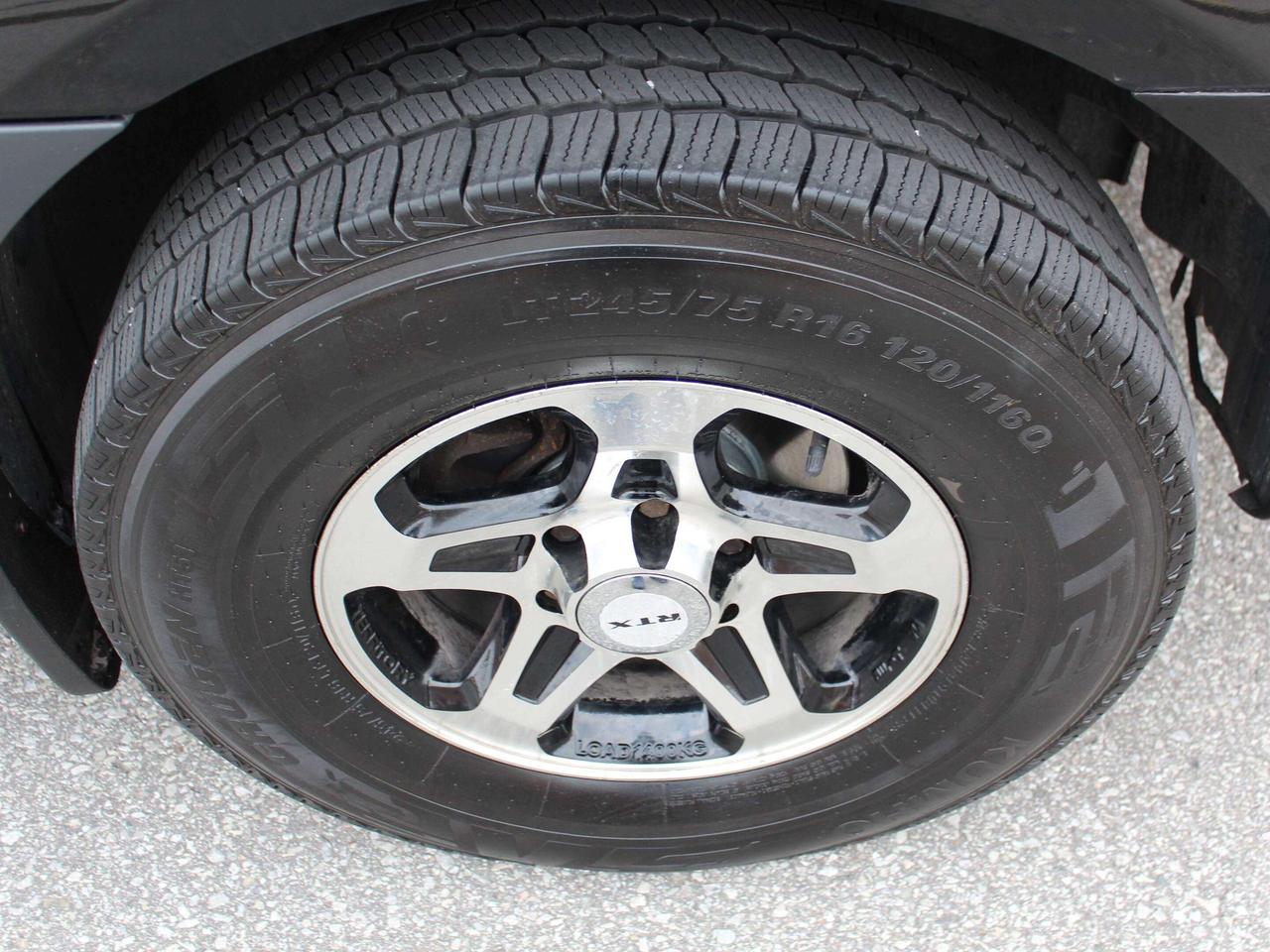 2020 Mercedes-Benz Sprinter 144" - LOW ROOF - 3.0L DIESEL - 3 SEATER - TOW PKG Photo
