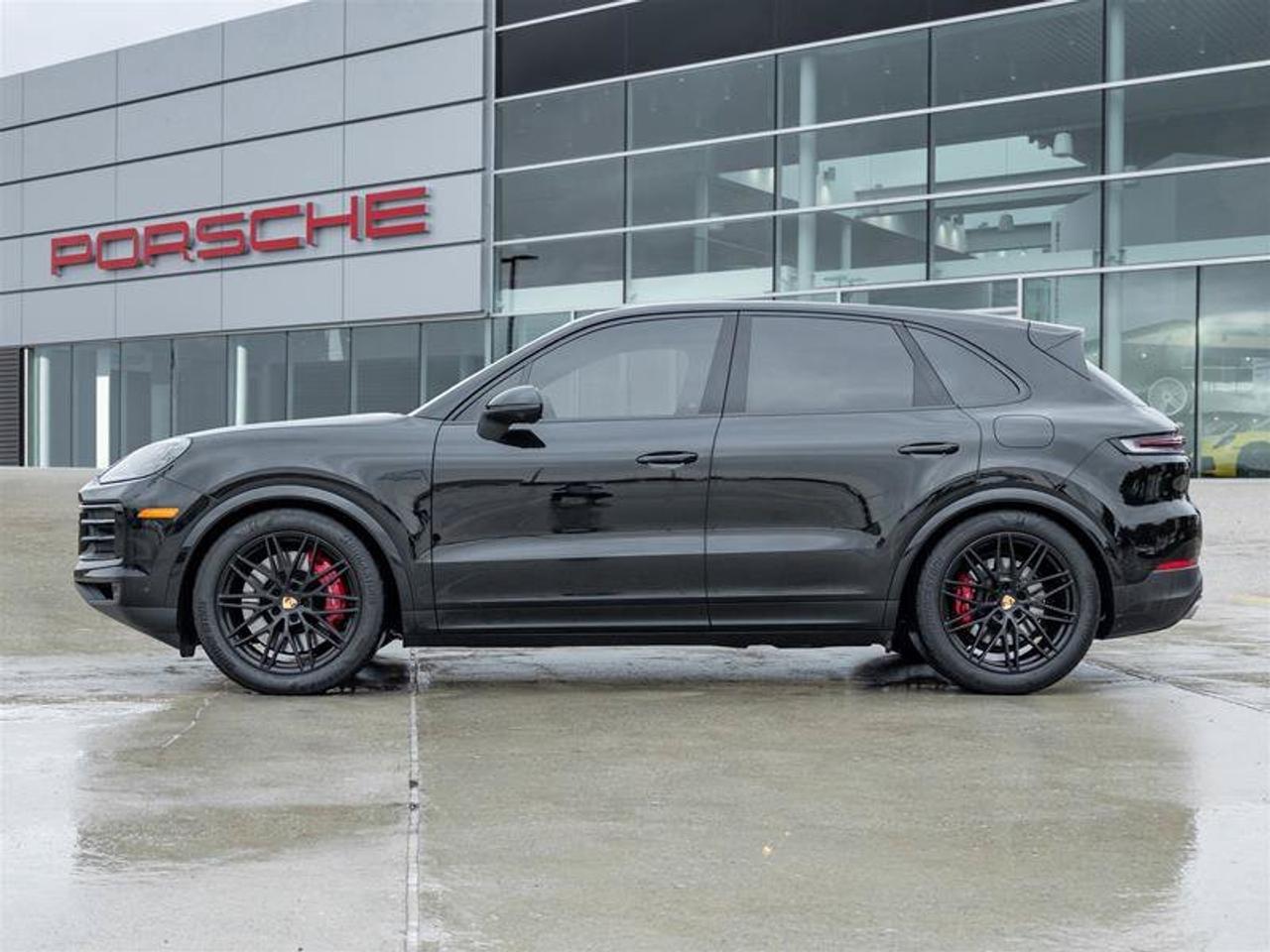 2024 Porsche Cayenne S E-Hybrid AWD Premium Pkg Plus 21 RS Spyder Desig Photo