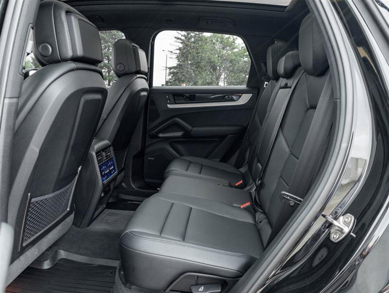 2024 Porsche Cayenne S E-Hybrid AWD Premium Pkg Plus 21 RS Spyder Desig Photo
