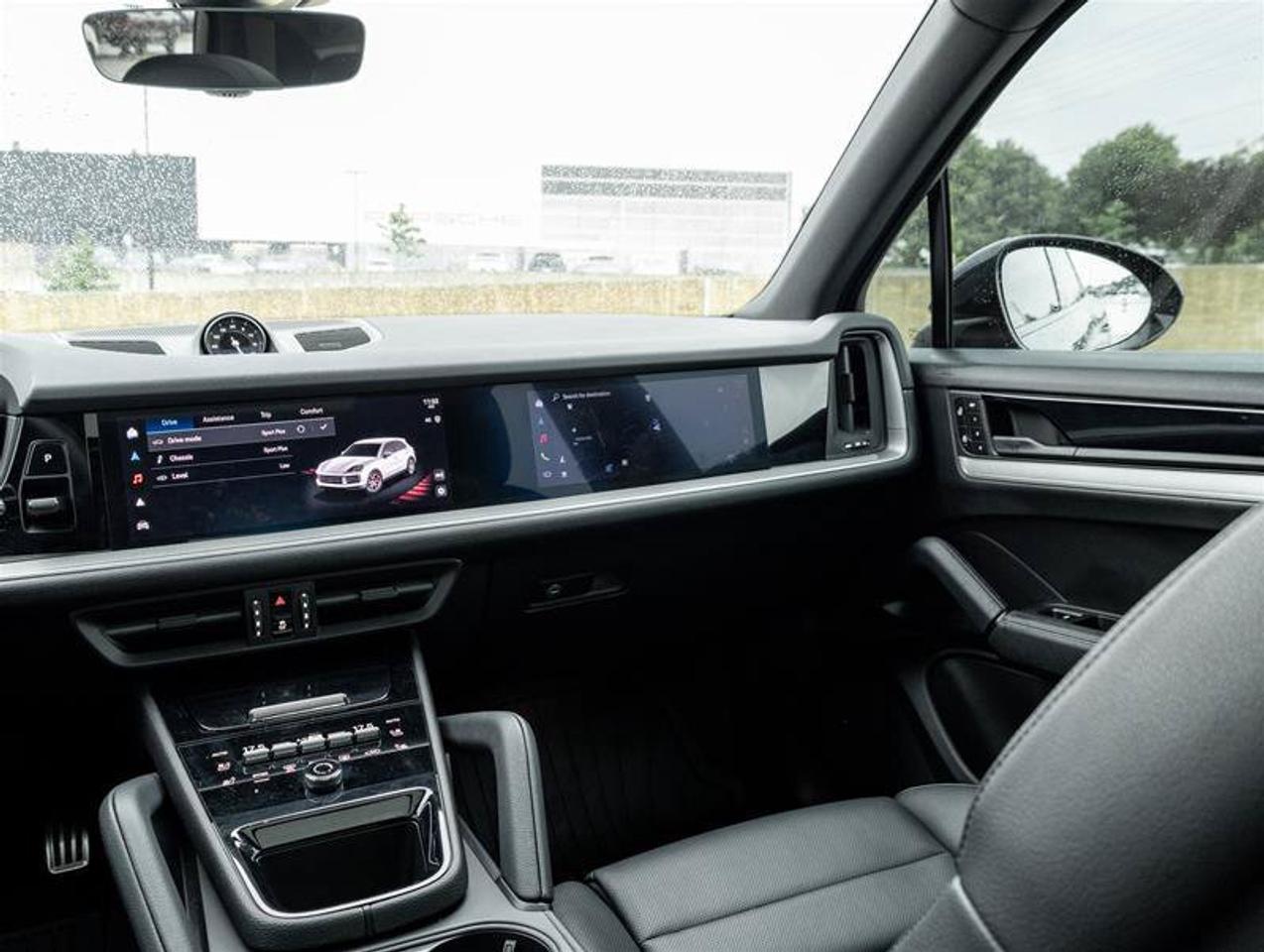 2024 Porsche Cayenne S E-Hybrid AWD Premium Pkg Plus 21 RS Spyder Desig Photo
