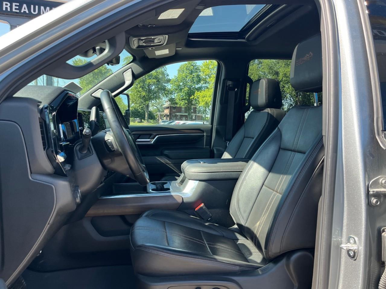 2024 Chevrolet SILVERADO 2500HD  Photo