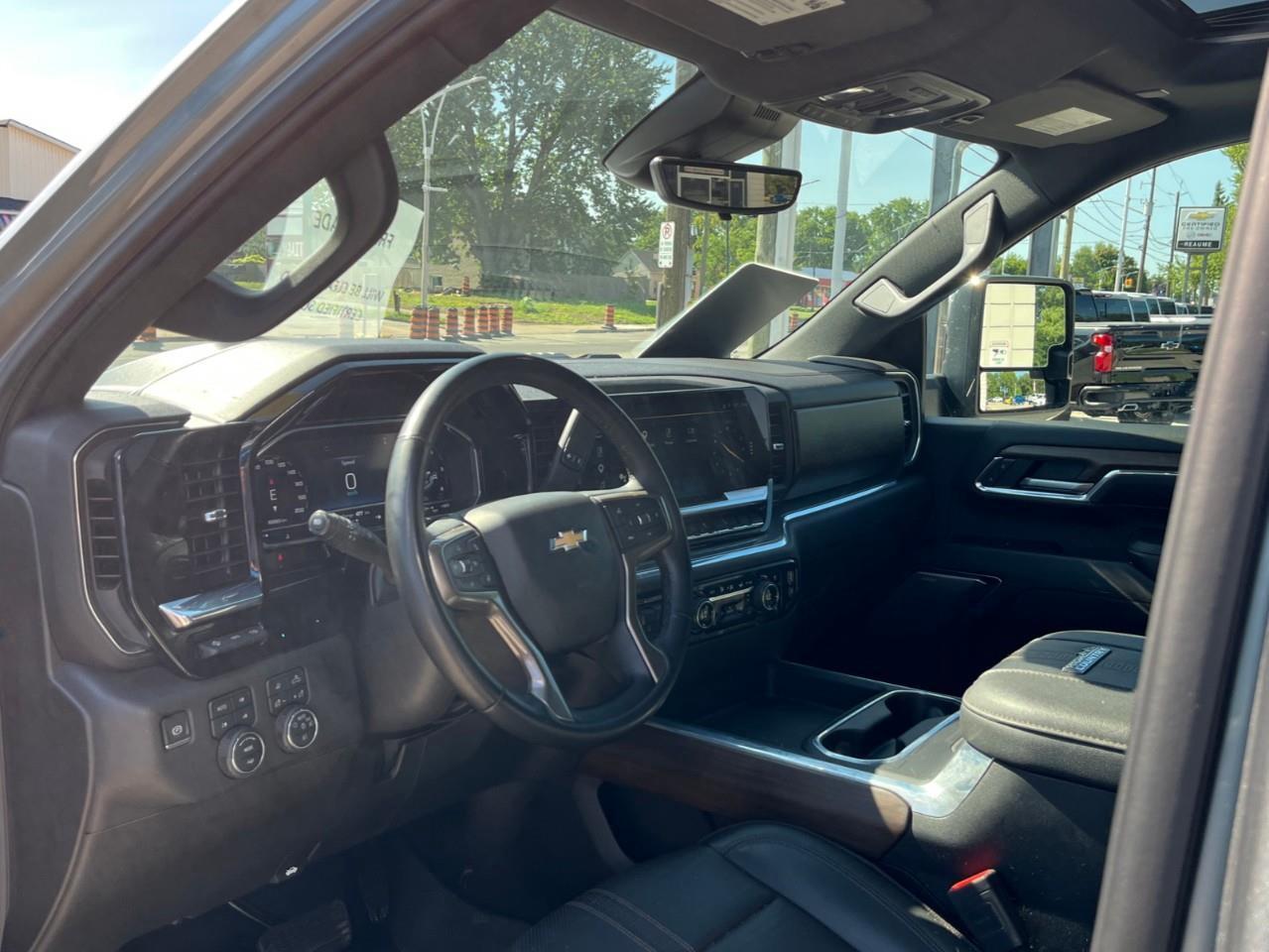 2024 Chevrolet SILVERADO 2500HD  Photo