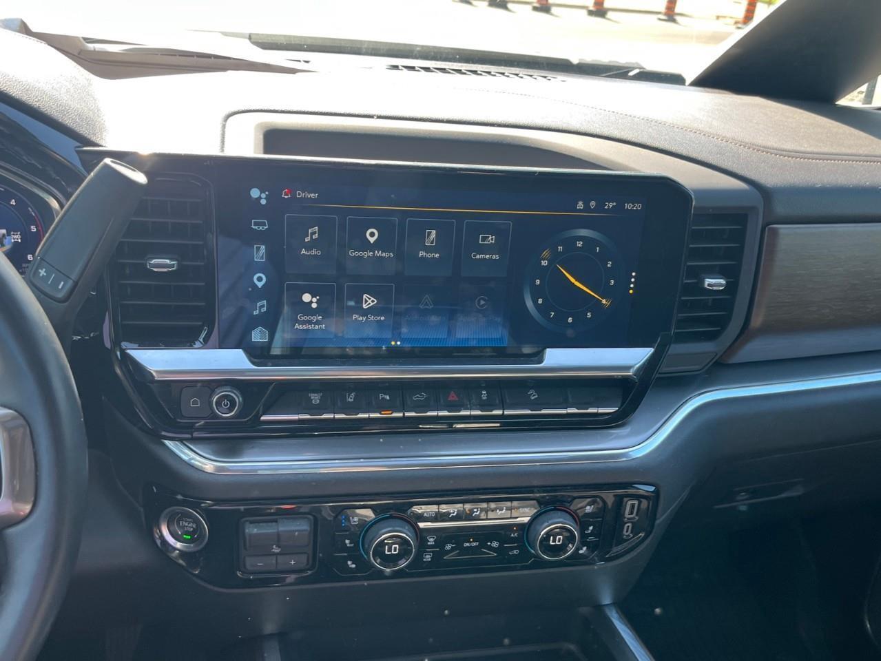 2024 Chevrolet SILVERADO 2500HD  Photo