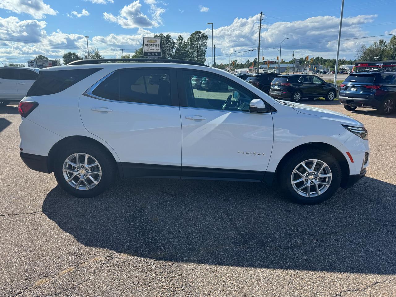 2023 Chevrolet Equinox LT All-wheel Drive Photo