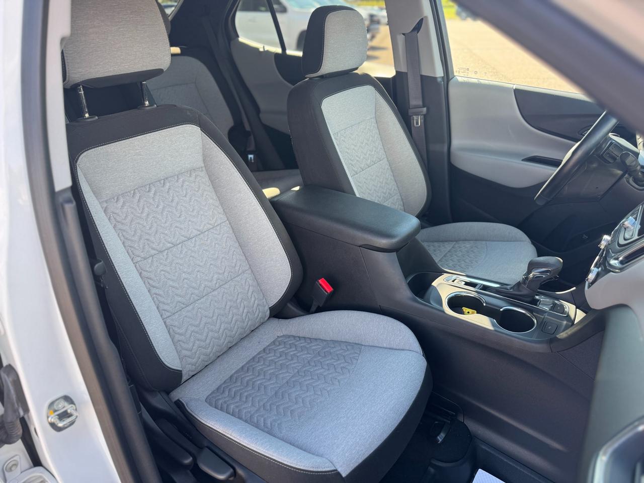 2023 Chevrolet Equinox LT All-wheel Drive Photo