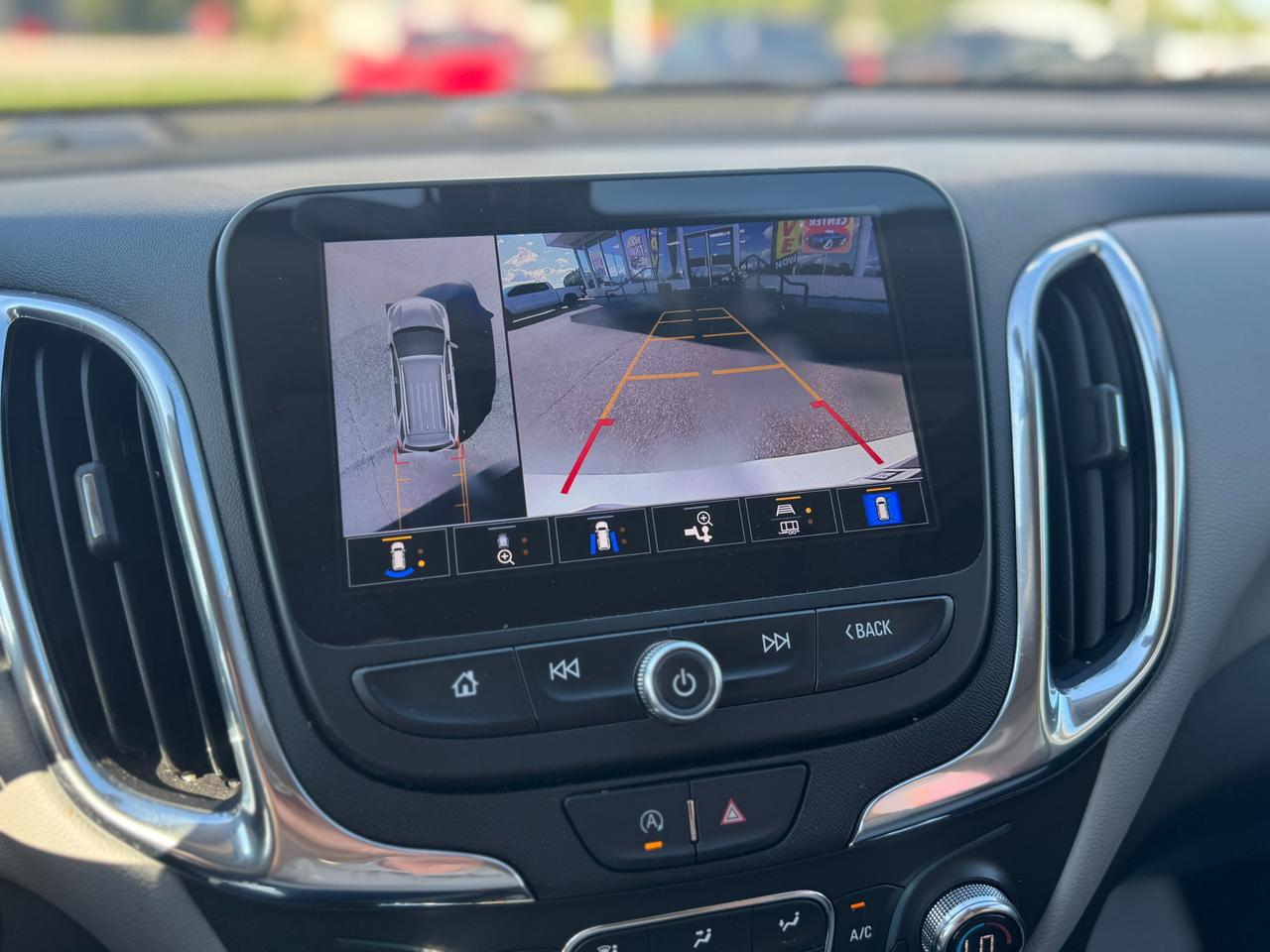2023 Chevrolet Equinox LT All-wheel Drive Photo