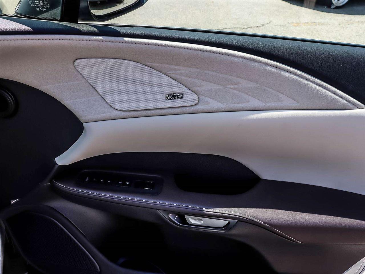2025 Lexus RX EXECUTIVE PLUG IN HYBRID MARK LEVINSON 360CAM Photo