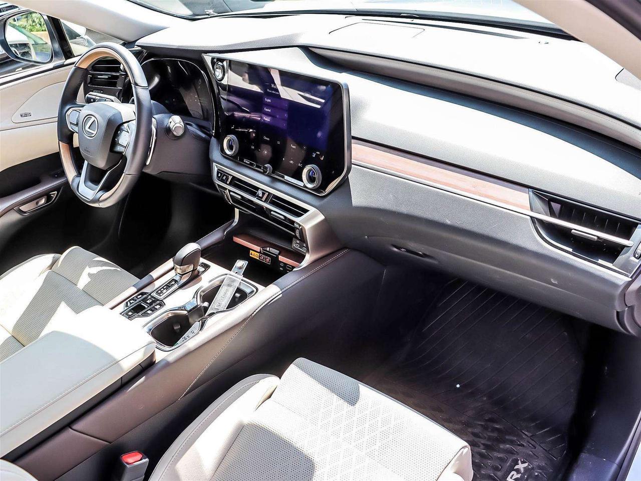 2025 Lexus RX EXECUTIVE PLUG IN HYBRID MARK LEVINSON 360CAM Photo