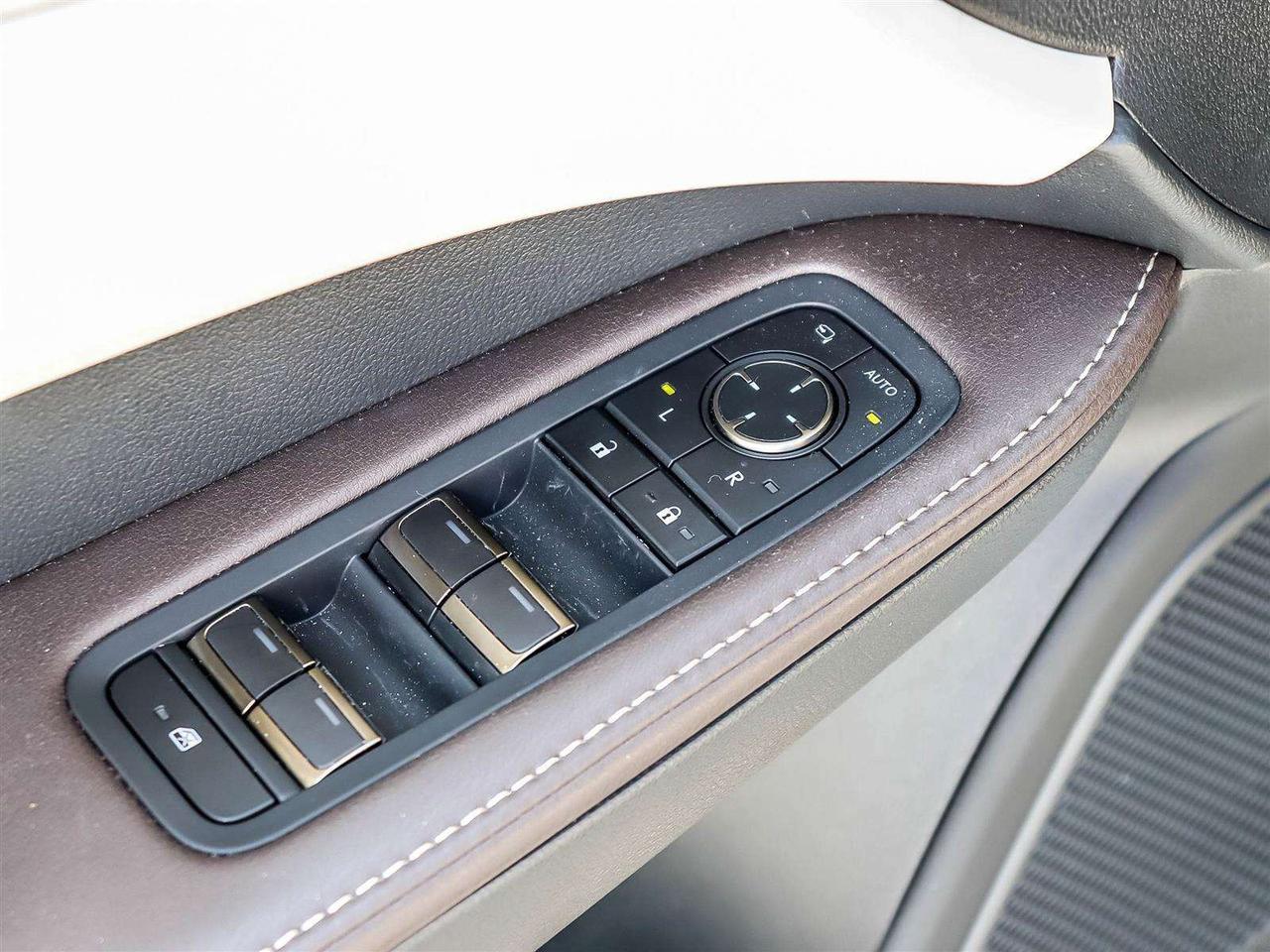 2025 Lexus RX EXECUTIVE PLUG IN HYBRID MARK LEVINSON 360CAM Photo