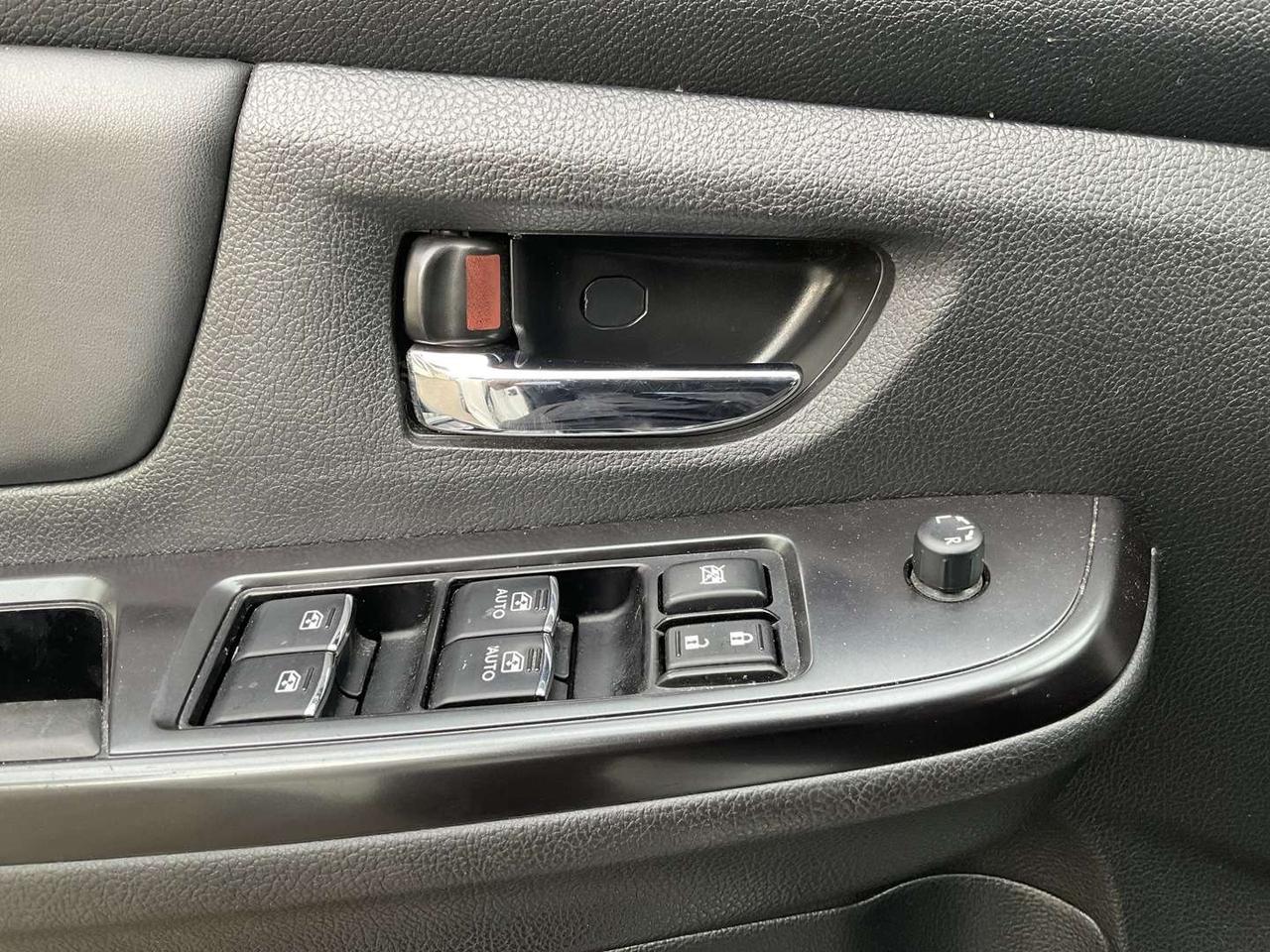 2020 Subaru WRX Sport 6M - SUNROOF! BACK-UP CAM! BSM! CAR PLAY! Photo