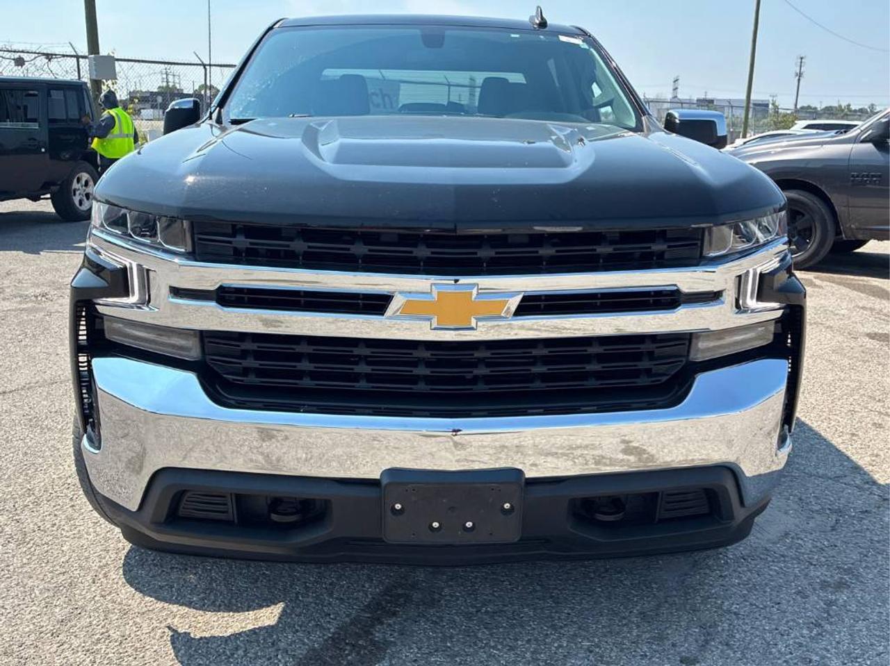 2021 Chevrolet Silverado 1500 LT Crew Cab 4WD - 6 PASS! BACK-UP CAM! CAR PLAY! R Photo
