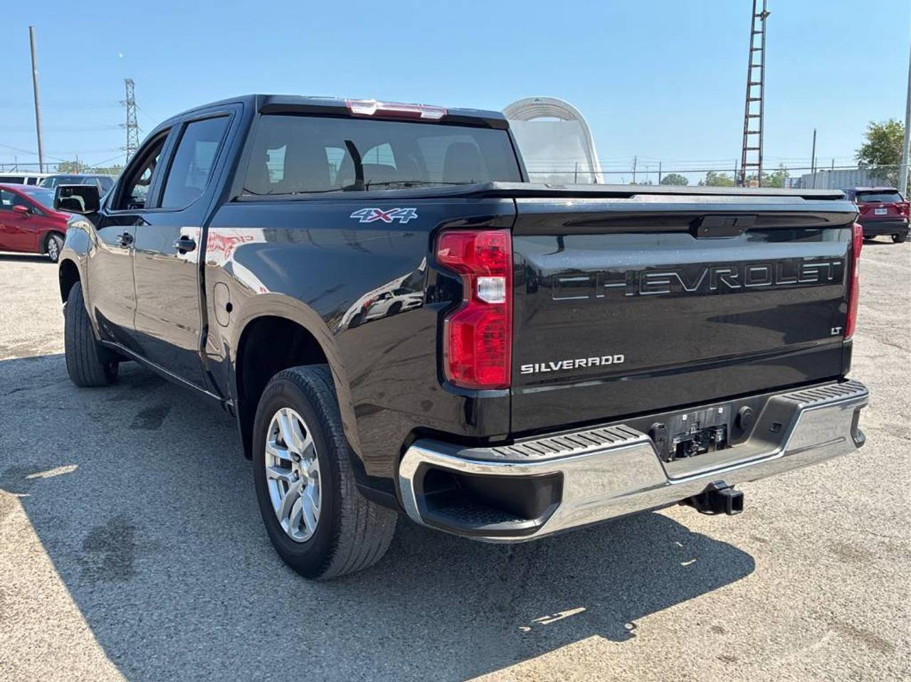 2021 Chevrolet Silverado 1500 LT Crew Cab 4WD - 6 PASS! BACK-UP CAM! CAR PLAY! R Photo