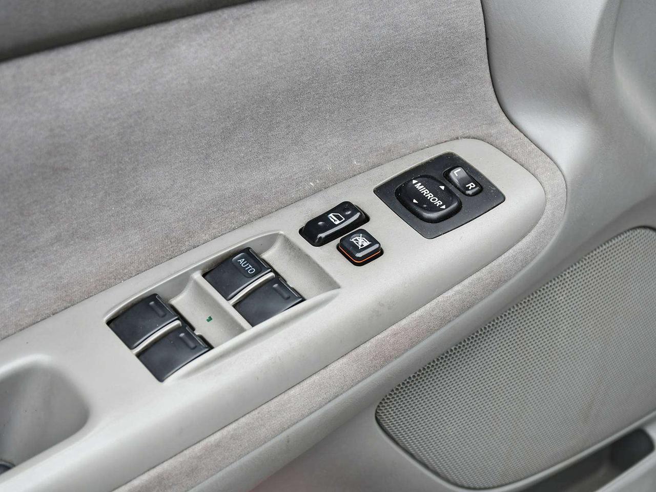 2003 Toyota Camry LE   AUTOMATIC TRANSMISSION   FWD   AS IS   V6 Photo