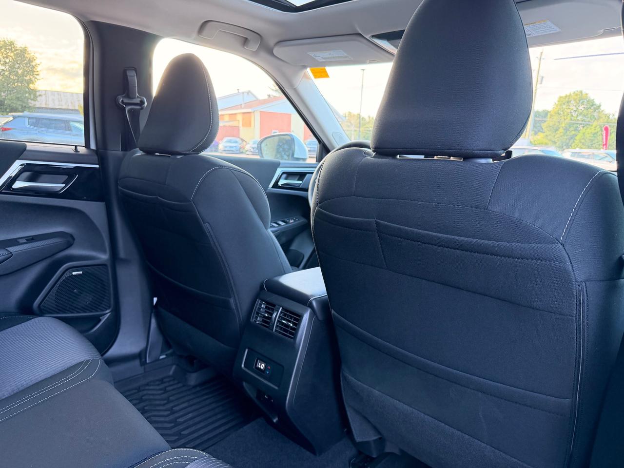 2026 Mitsubishi Outlander SE 4DR S-AWC Photo
